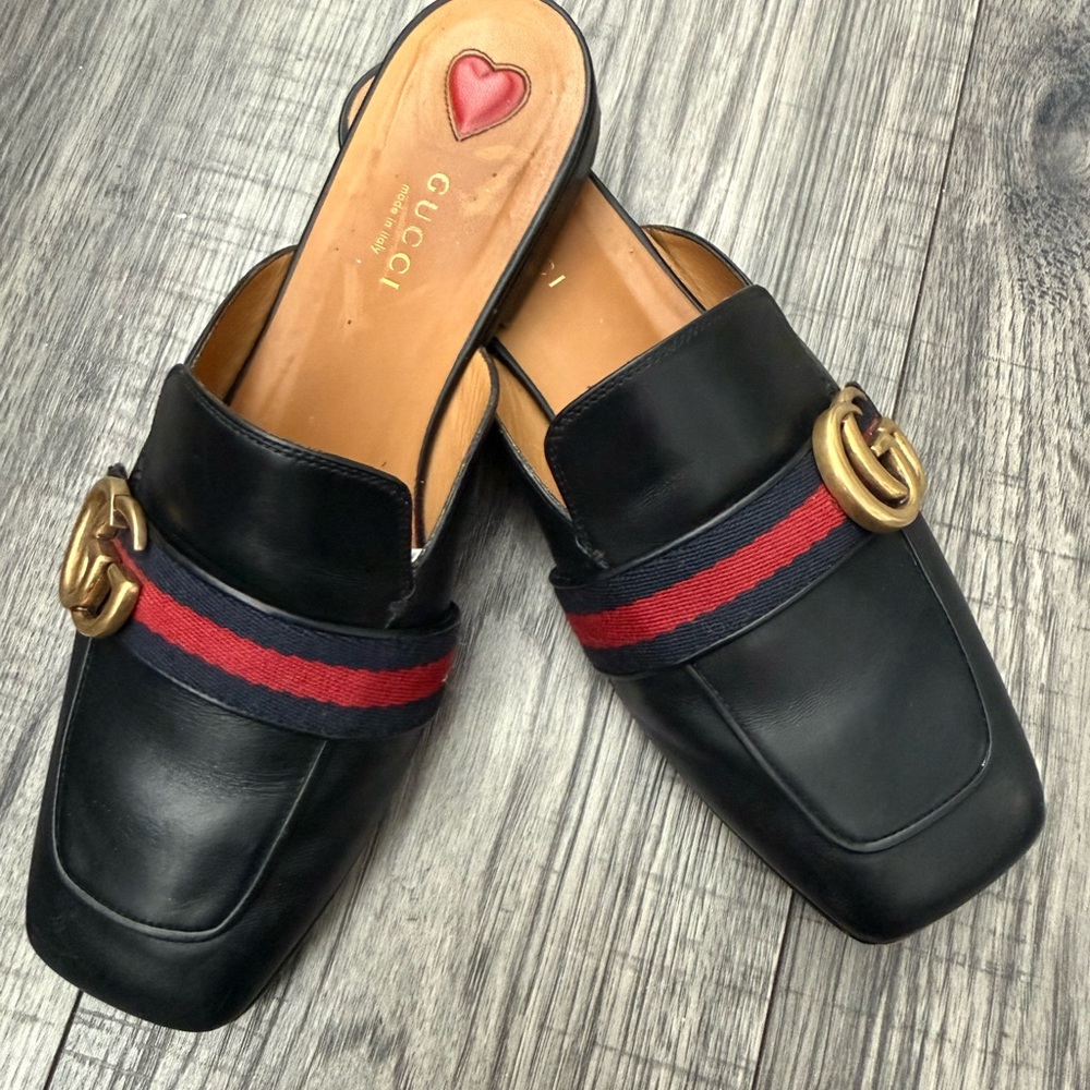 Gucci Double G Logo Princetown Leather Slip-On Loafers